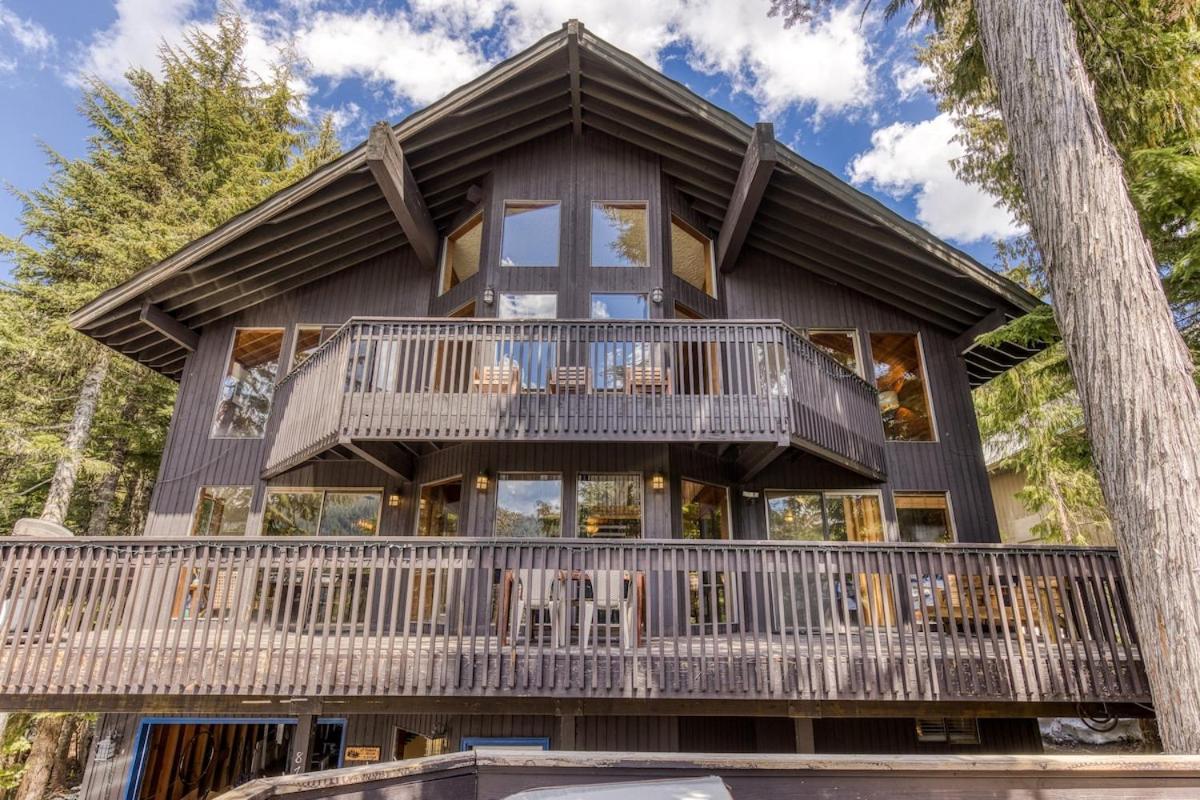 Great Blue Lodge - Spacious Ski Lodge, Hot Tub, Sauna, Game Room & More กัฟเวิร์นเมนท์แคมป์ ภายนอก รูปภาพ