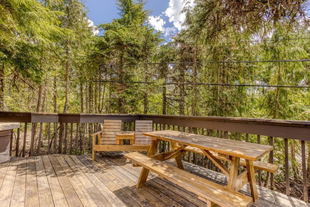Great Blue Lodge - Spacious Ski Lodge, Hot Tub, Sauna, Game Room & More กัฟเวิร์นเมนท์แคมป์ ภายนอก รูปภาพ