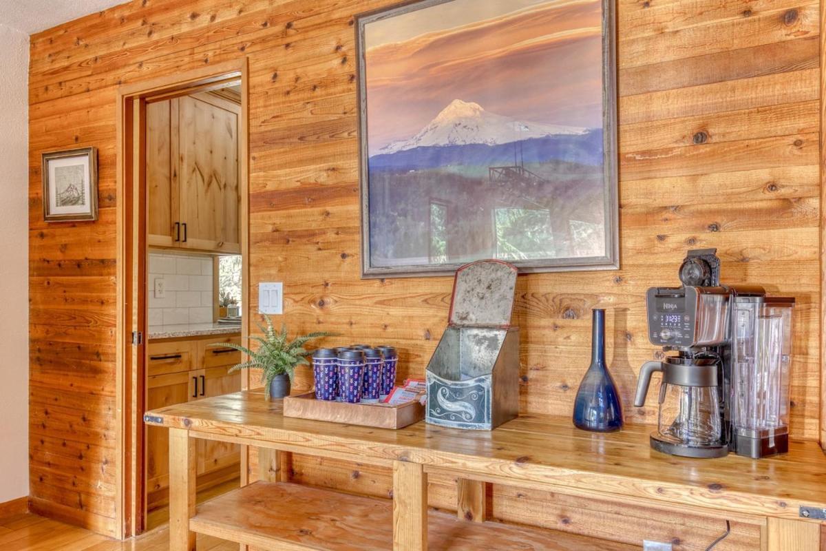 Great Blue Lodge - Spacious Ski Lodge, Hot Tub, Sauna, Game Room & More กัฟเวิร์นเมนท์แคมป์ ภายนอก รูปภาพ