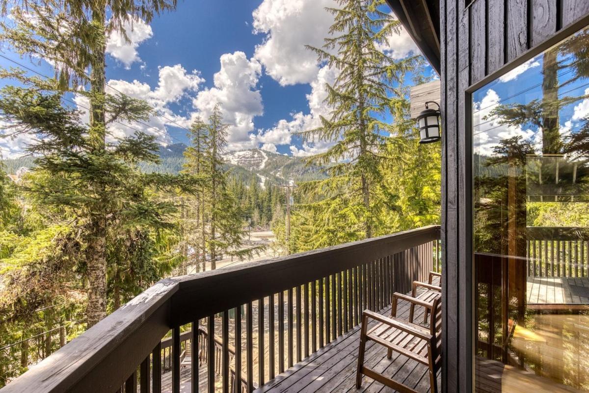 Great Blue Lodge - Spacious Ski Lodge, Hot Tub, Sauna, Game Room & More กัฟเวิร์นเมนท์แคมป์ ภายนอก รูปภาพ